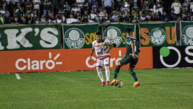 Juazeirense luta, mas perde para o Palmeiras e se despede da Copa do Brasil