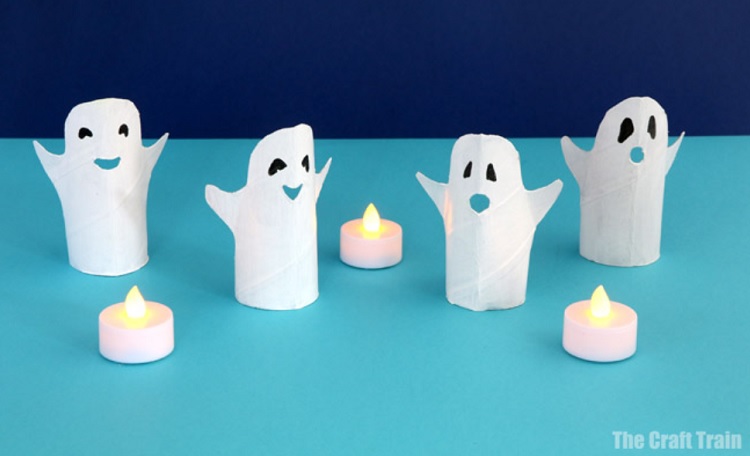 halloween ghosts made from toilet paper rolls