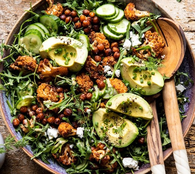 Roasted Cauliflower Salad with Creamy Honey Mustard Vinaigrette #vegetarian #glutenfree