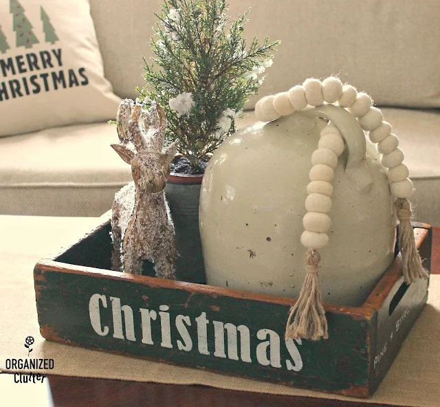 DIY Neutral Christmas Pillow Covers and Signs with Old Sign Stencils #stenciling #oldsignstencils #Christmastrees #crates #neutralChristmasdecor #Christmas #Holidaydecorations