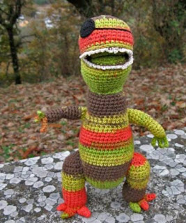 PATRON GRATIS DINOSAURIO AMIGURUMI 1045