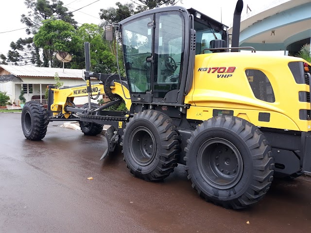 Administração municipal de Cristal do Sul adquire Motoniveladora (Patrola) Nova