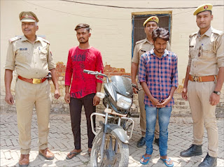 वाहन चोरी करने वाले गिरफ्तार, चोरी की एक मोटरसाइकिल बरामद  | #NayaSaberaNetwork