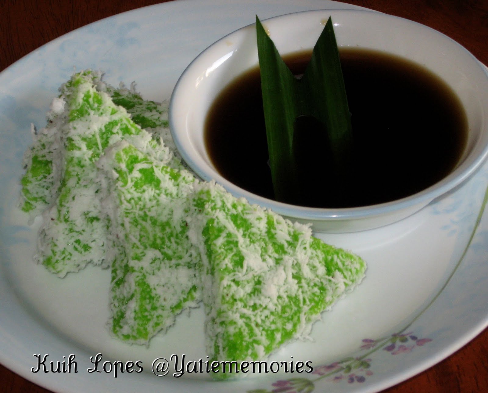 Sinar Kehidupanku**~::: Kuih Lopes