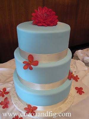 Fresh flowers were provided by Sassafras Floral The cake was delivered to