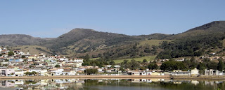 Capitólio e o mar de minas 