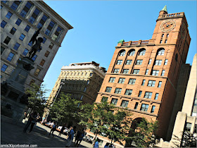 Principales Atracciones Turísticas de Montreal: New York Life Insurance Building