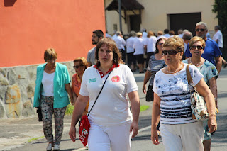 Procesión en las fiestas de El Regato