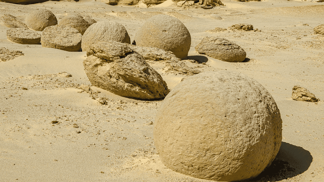 Watermelon Valley in Fayoum | Cannonballs