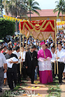 http://chapinac.blogspot.com/2013/11/caminata-por-clausura-del-ano-de-la-fe.html