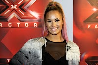 Demi Lovato Loves Her Pink Hair - [News 18.06.2012]