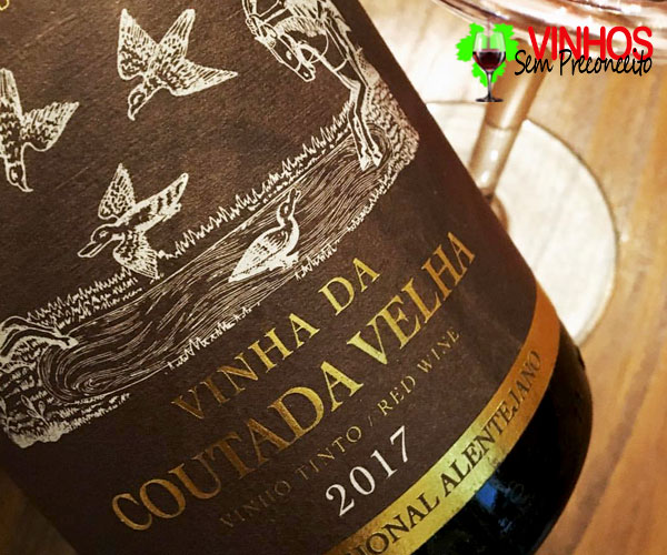 Vinho Tinto:  Vinha da Coutada Velha