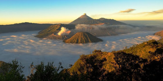 Negeri Indah dan Kaya