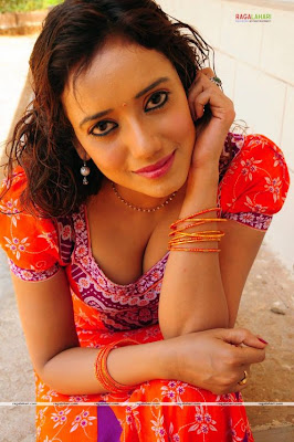 Shreya Narayan photos, Shreya Narayan wallpapers, Shreya Narayan hot sexy photos, Shreya Narayan south telgu new actress photos, Shreya Narayan stills,