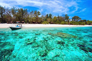 snorkling di gili ketapang