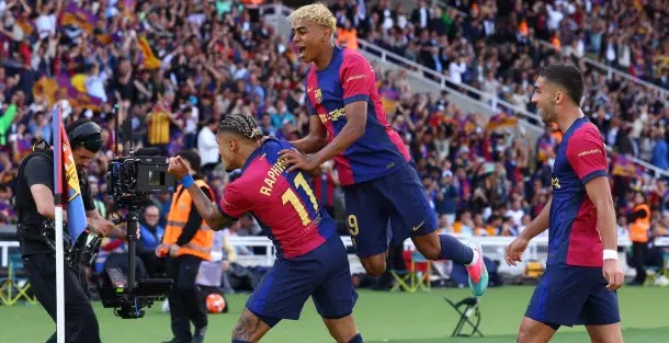 الكلاسيكو: ملحمة كرويّة مجنونة يحسمها برشلونة لصالحه ضد ريال مدريد ويقترب من حسم اللقب