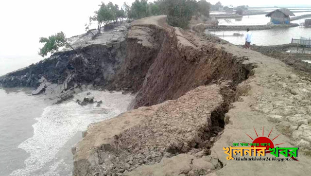 শ‌্যামনগরে রা‌তের জোয়া‌রে হঠাৎ বে‌ড়িবাঁ‌ধ নদী গ‌র্ভে বিলিন || খুলনার খবর