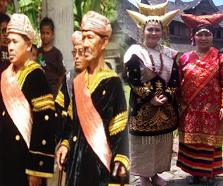 Keunikan-Pakaian-Adat-Tradisional-Minangkabau-Provinsi-Sumatera-Barat