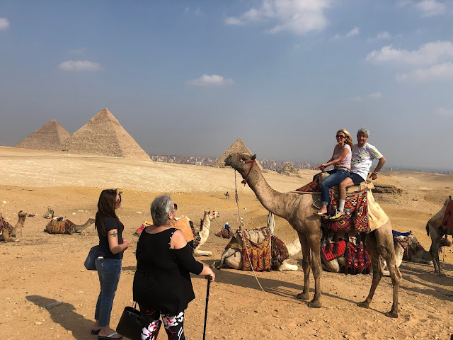 Deluxe Tours Egypt, Deluxe Travel Egypt, Pyramids tour with camel ride