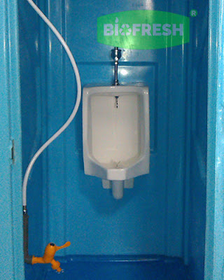 urinator dalam toilet portable