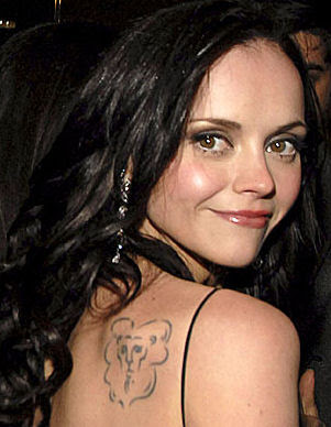 Christina Ricci Show Her Sexy Lion Tattoo In Back