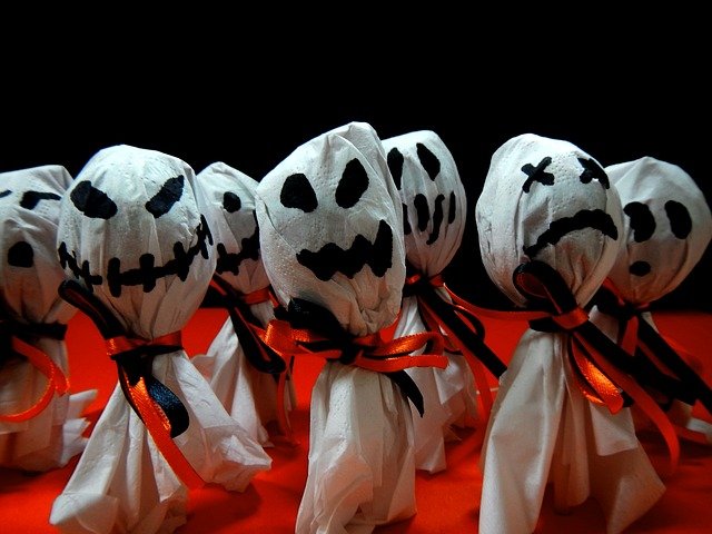 halloween game ideas ghost hunt
