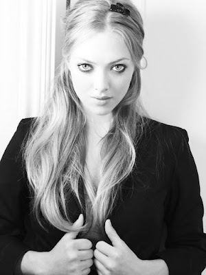 amanda seyfried megan fox. Amanda Seyfried was born in