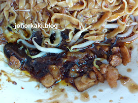 Seng-Kee-bak-chor-mee-Serangoon-Garden-胜记香菇肉脞面