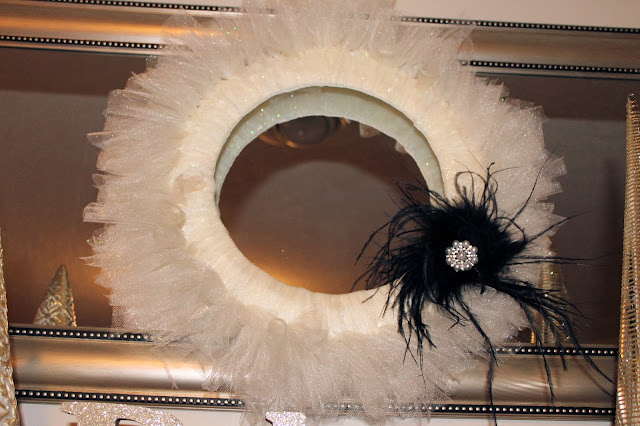 black and cream tulle wreath, elegant wreath