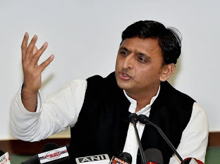 akhilesh-sign-separate-alliance