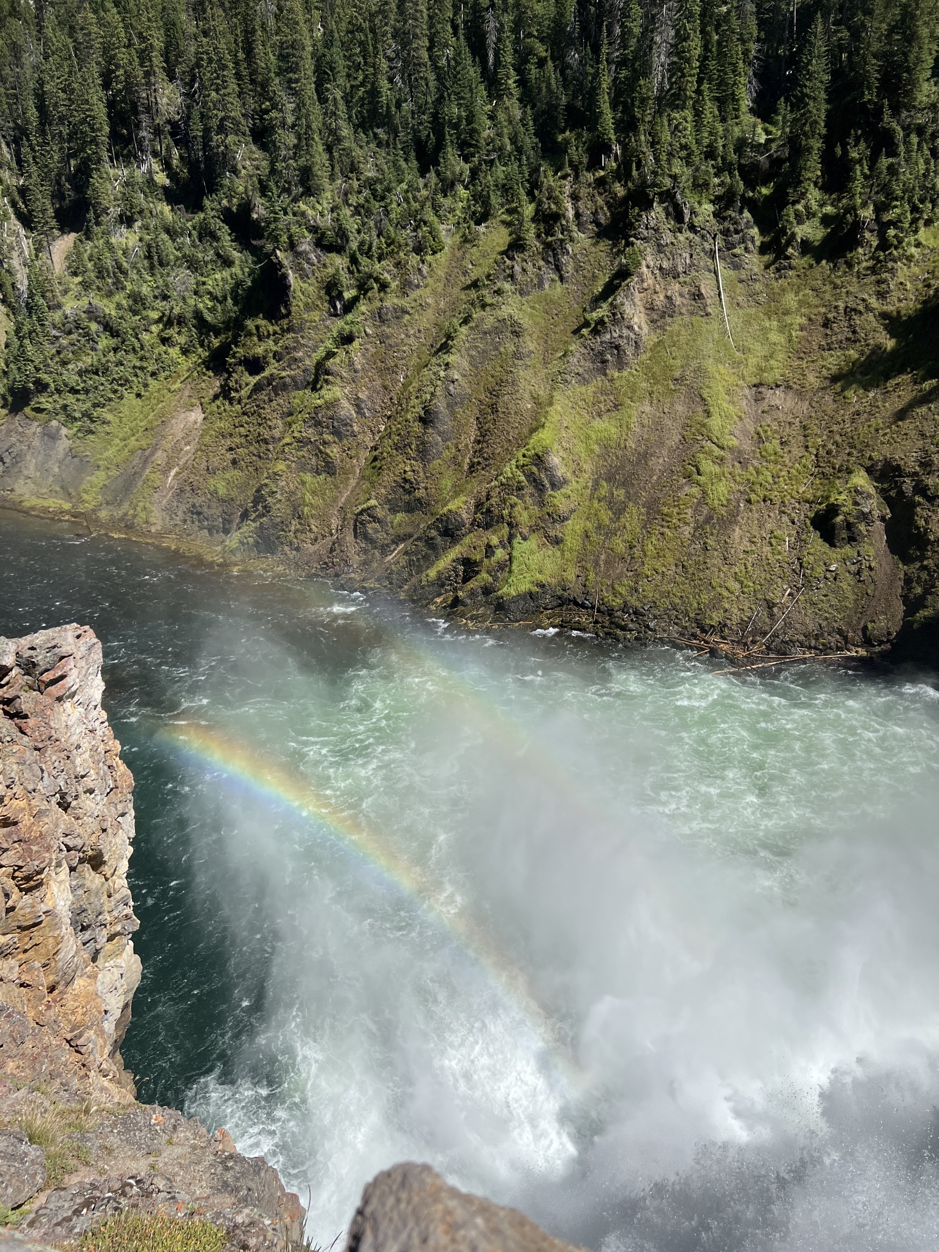 yellowstone, wyoming, national park, wyoming travel guide, us national park, yellowstone travel guide, rainbow, yellowstone waterfall