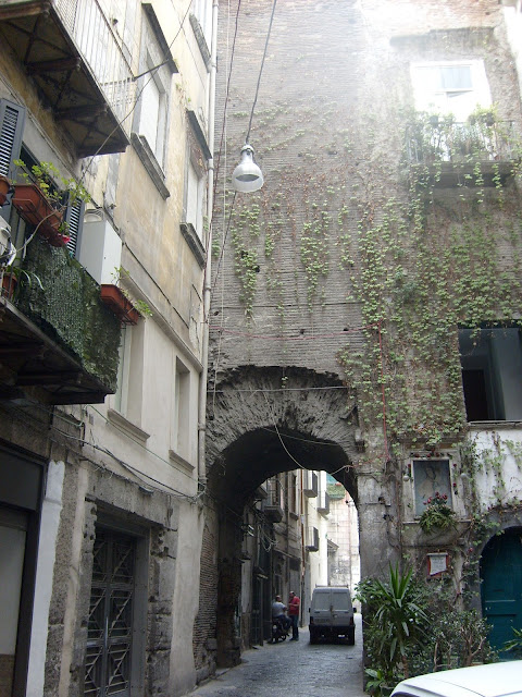 Via dell'Anticaglia