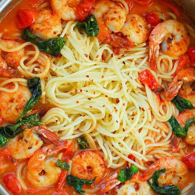Shrimp Pasta in Garlic Basil Tomato Sauce