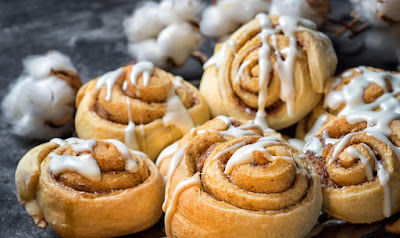 Cinnamon rolls - rețeta originală de rulouri cu scorțișoară