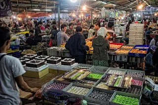 Mendulang Rupiah Dari Murahnya Harga Kue Pasar Subuh Senen 