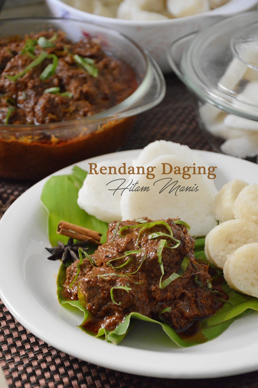 I Pose Desserts Rendang Daging Hitam Manis