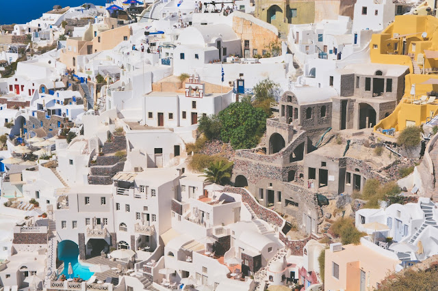 casas coloridas na Grécia