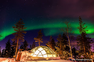 keindahan aurora dari rumah igloo