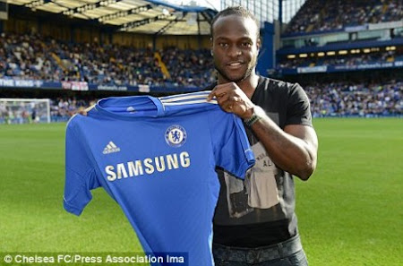 Super Eagles player, Victor Moses, becomes dad at 21