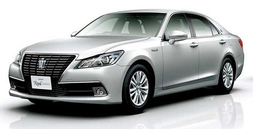 Toyota Crown Royal dan Athlete 2013