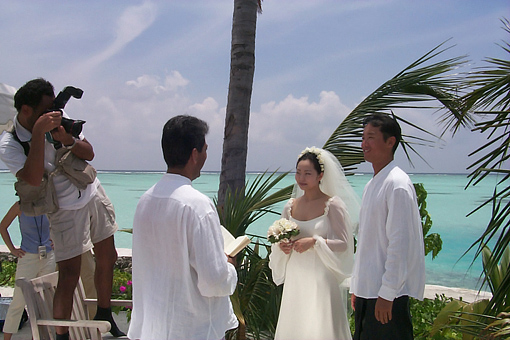 Celebrating 11 years of destination weddings in Maldives Four Seasons 