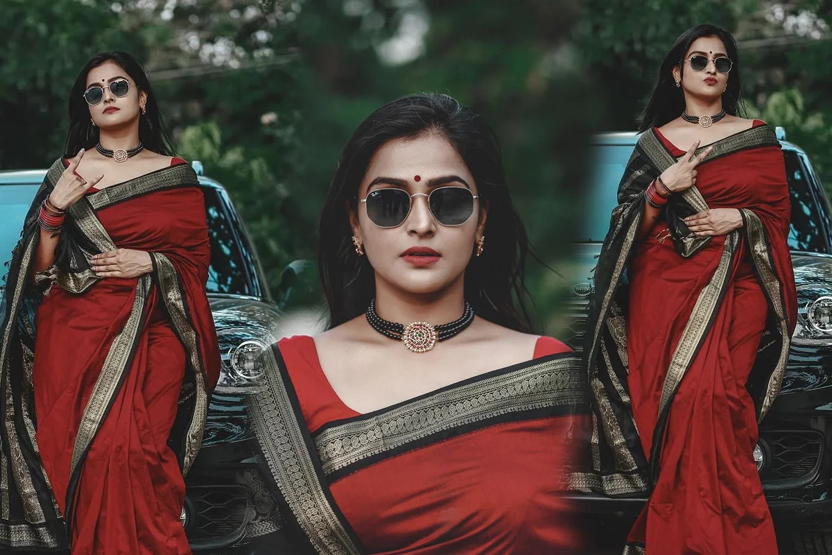 Actress Remya Nambeesan New Stunning Photo shoot Pics