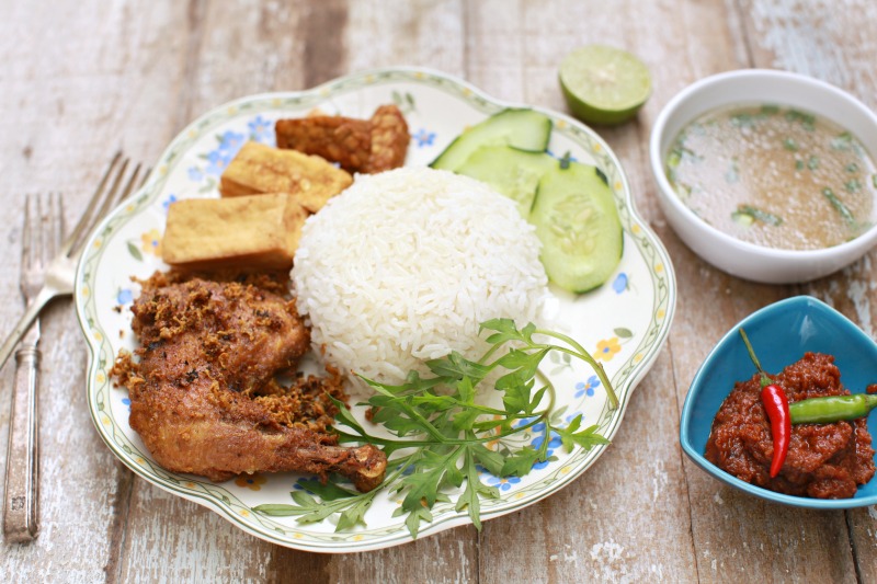 Nasi Ayam Penyet Paling Sedap! - masam manis