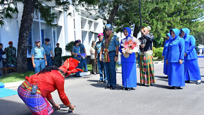 Danlantamal VI Makassar Dampingi Kasal Kunjungan Kerja di Lantamal VI