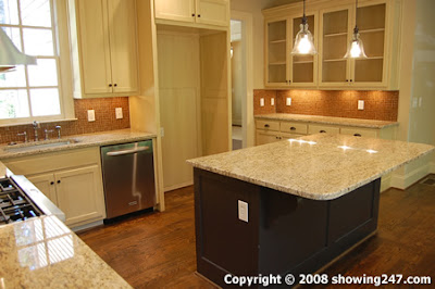 Kitchen Islands Pictures