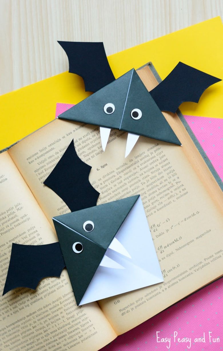 bat corner bookmark halloween craft for kids