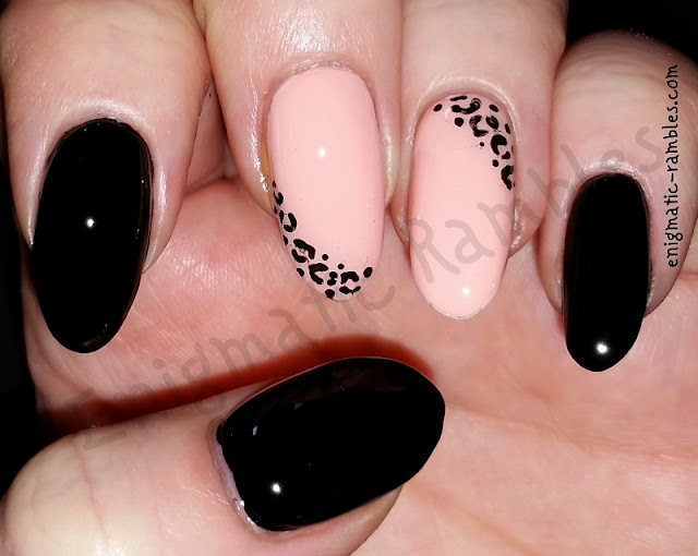 animal-print-nails