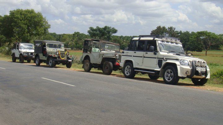 The Stinger leading the convoy