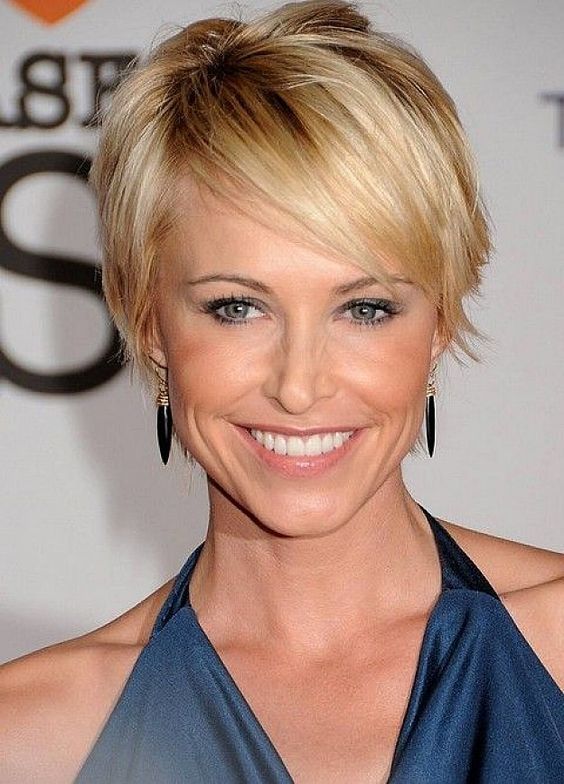 Ideal Short Haircuts for Women