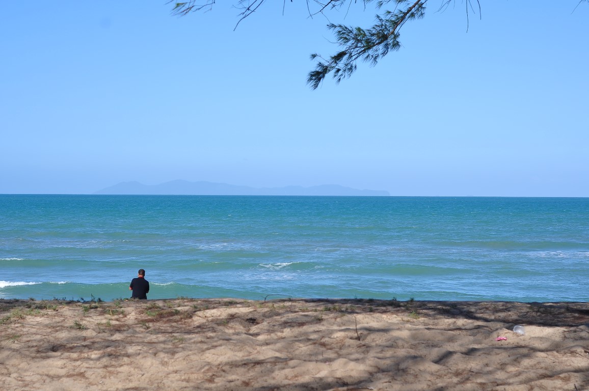 Pantai Penarik